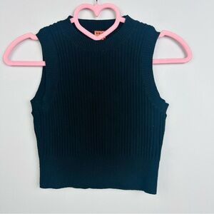 Uniqlo Black Ribbed Knit Crop Top Sweater Size One size
